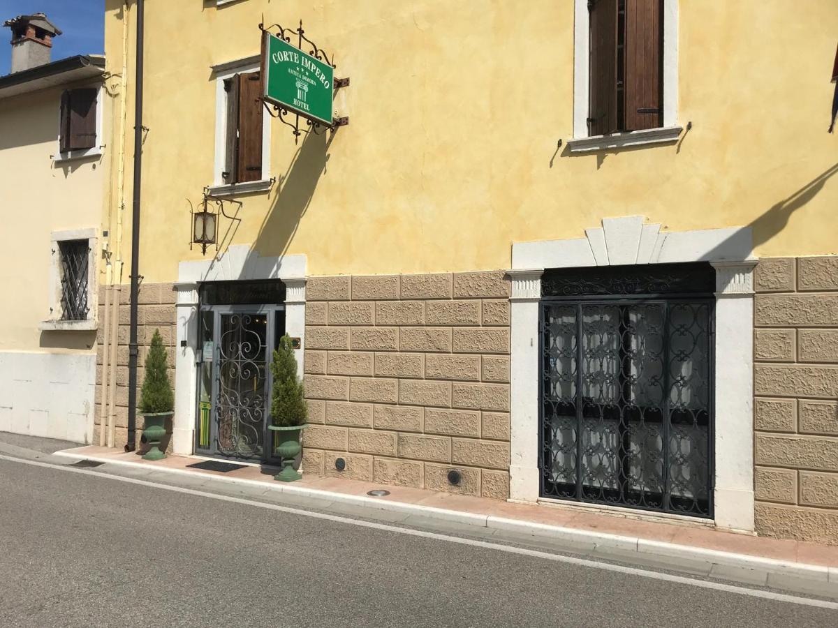 Antica Dimora Corte Impero Affi Exterior photo